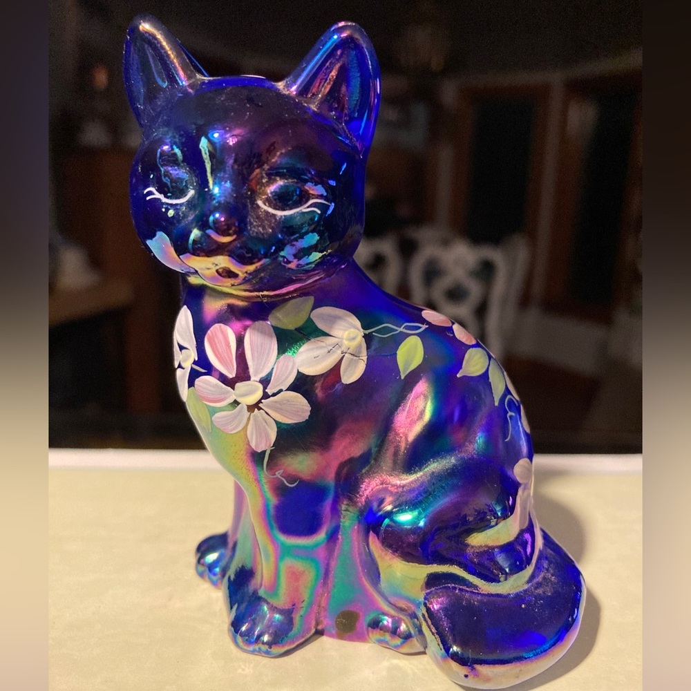 Vintage 1990’s Fenton Glass Carnival Blue Glass Cat